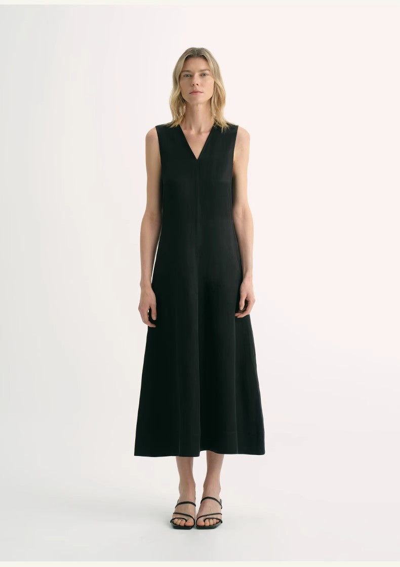 Lightweight and Zero-Pressure Cupro Linen Textured Anti-Wrinkle V-Neck Sleeveless A-Line Dress